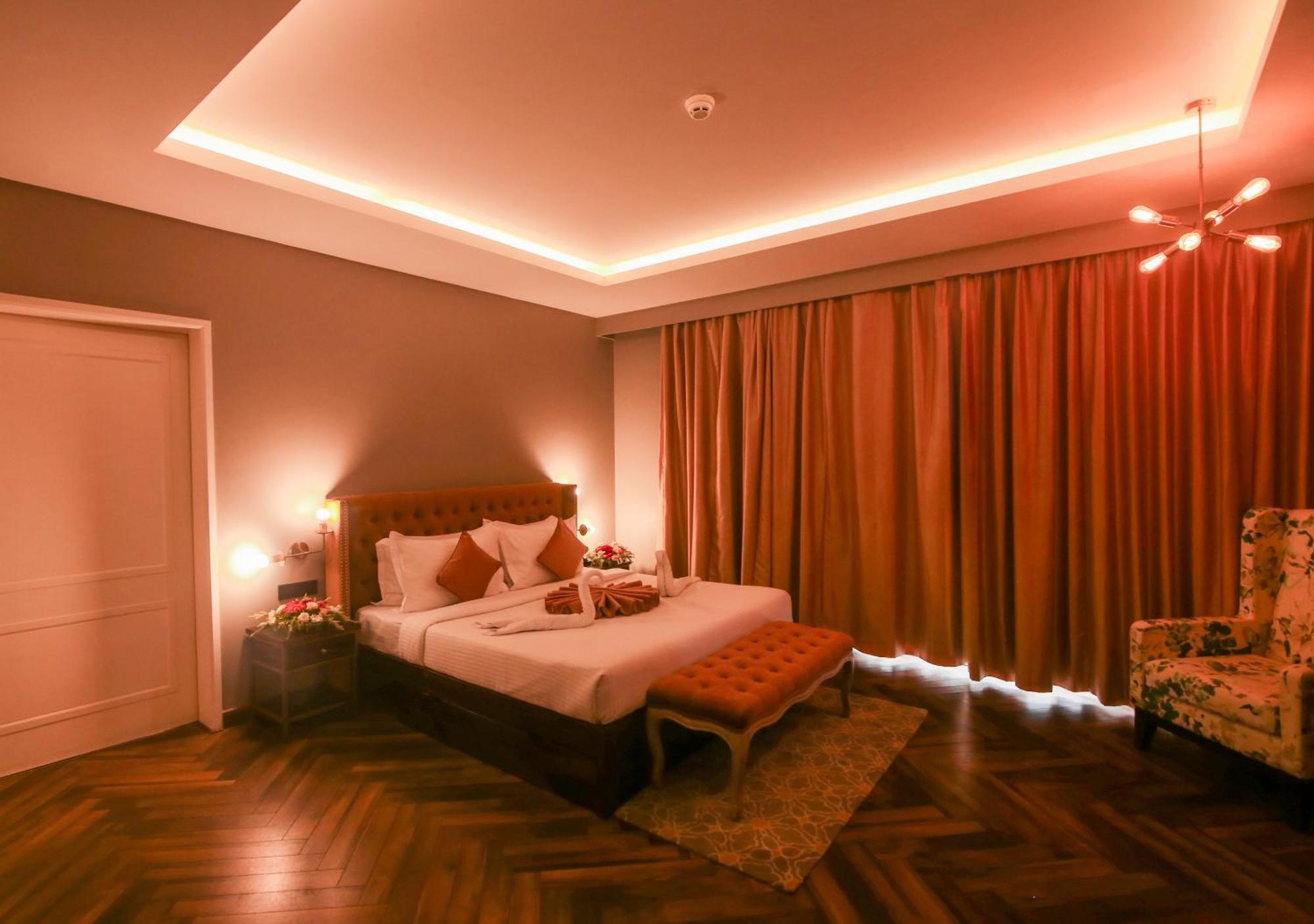 Hotel Polo Towers Agartala Esterno foto